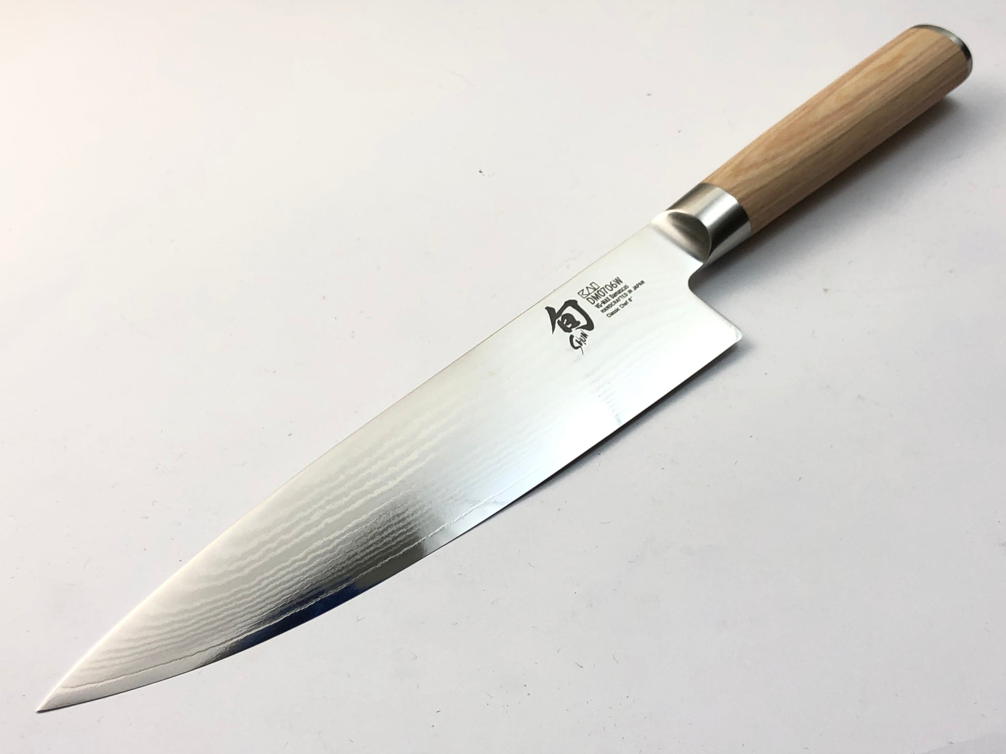 Shun DM0723 Classic Chef's Knife 6 Blade, Pakkawood Handle - KnifeCenter